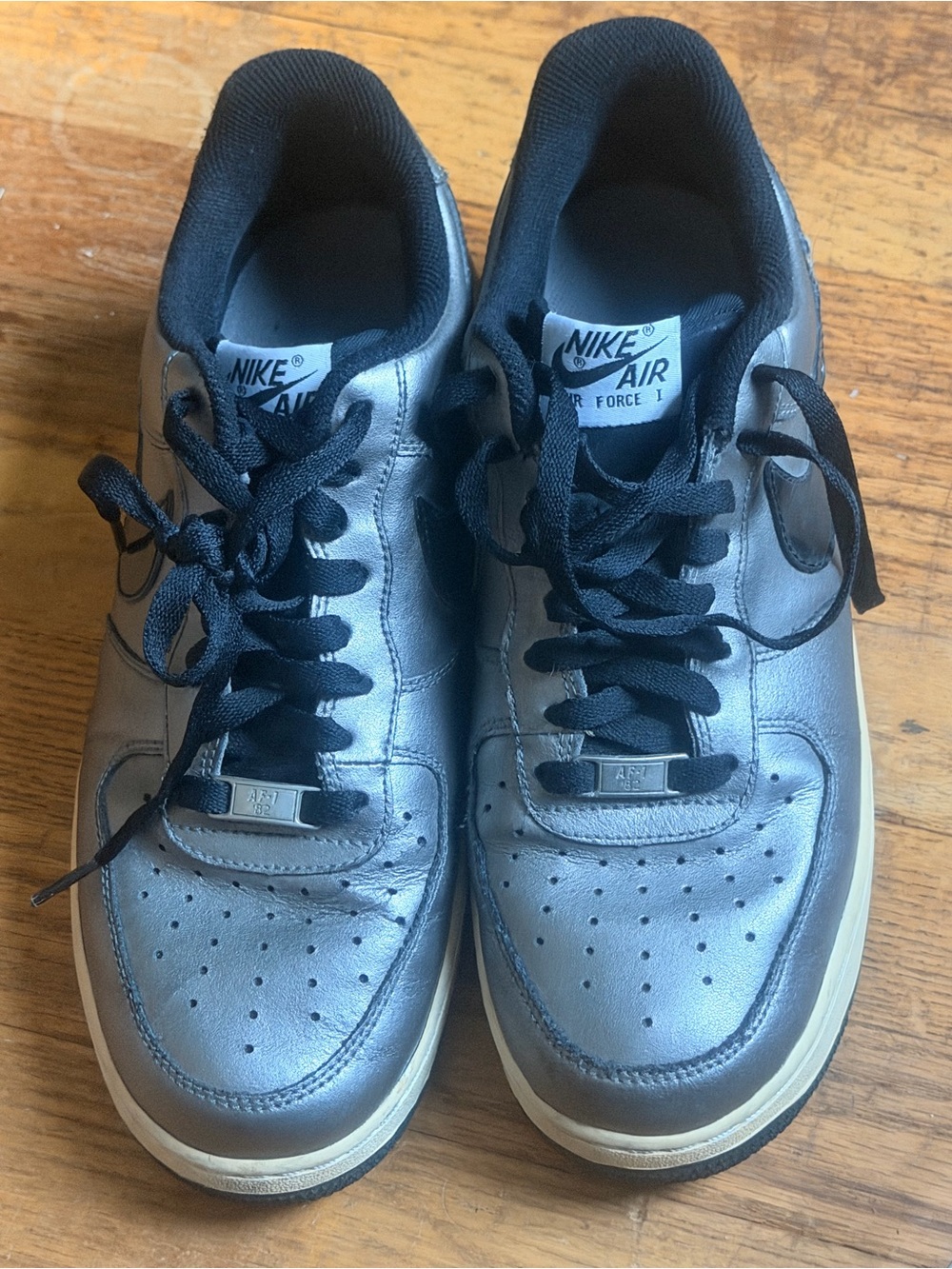 Nike Men's Metallic Silver and Black Air Force 1 Sneakers